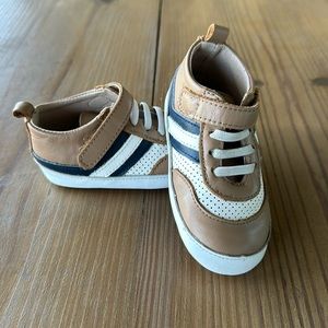Little love bug company toddler boy shoes